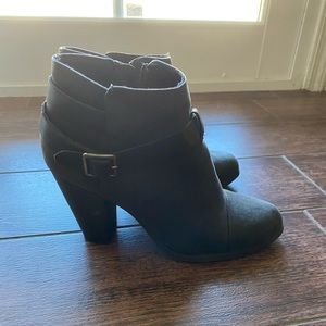 Lauren Conrad ankle boot